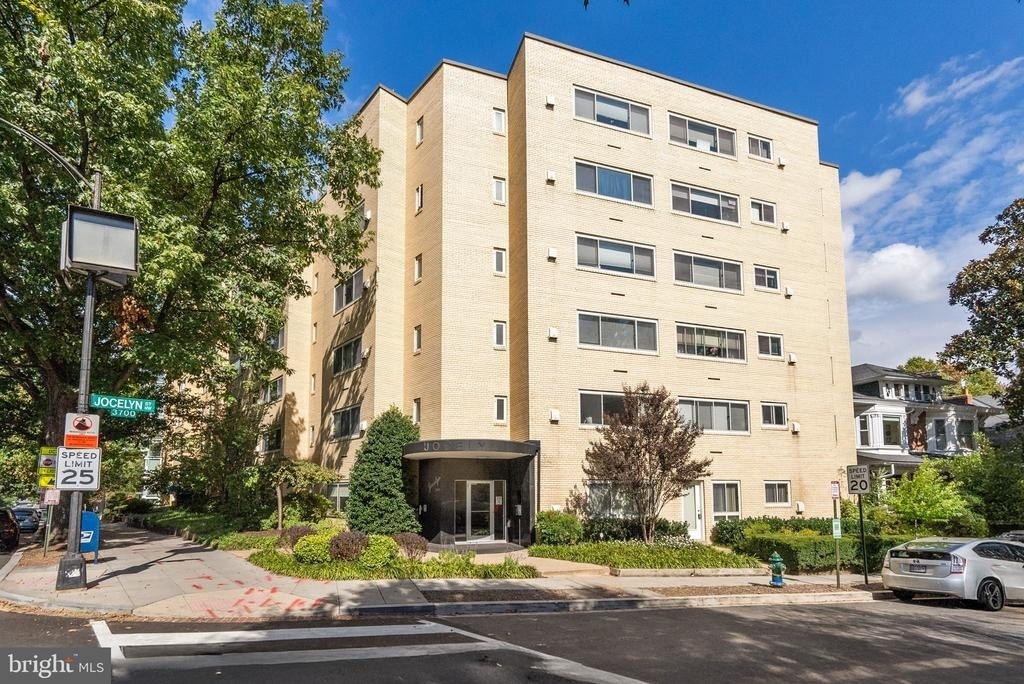 5315 Connecticut Avenue Nw - Photo 0