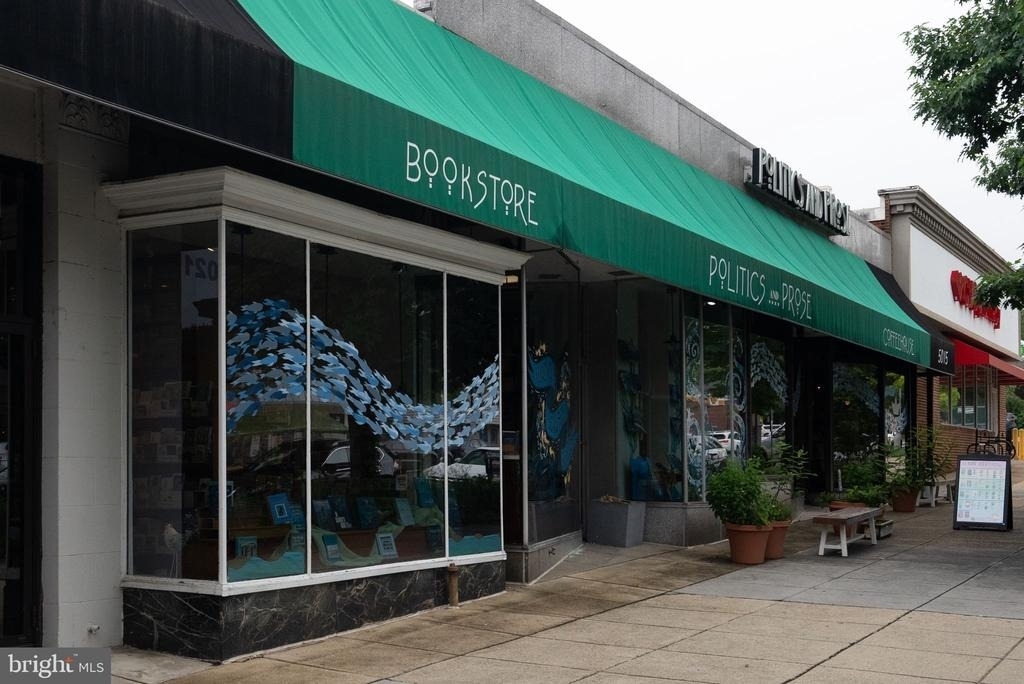 5315 Connecticut Avenue Nw - Photo 25
