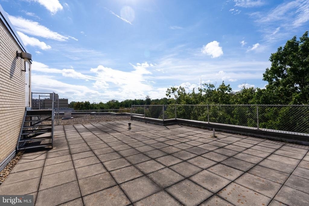5315 Connecticut Avenue Nw - Photo 15