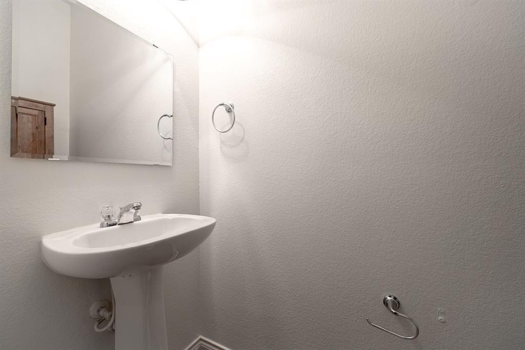 14525 Harris Ridge Blvd - Photo 16