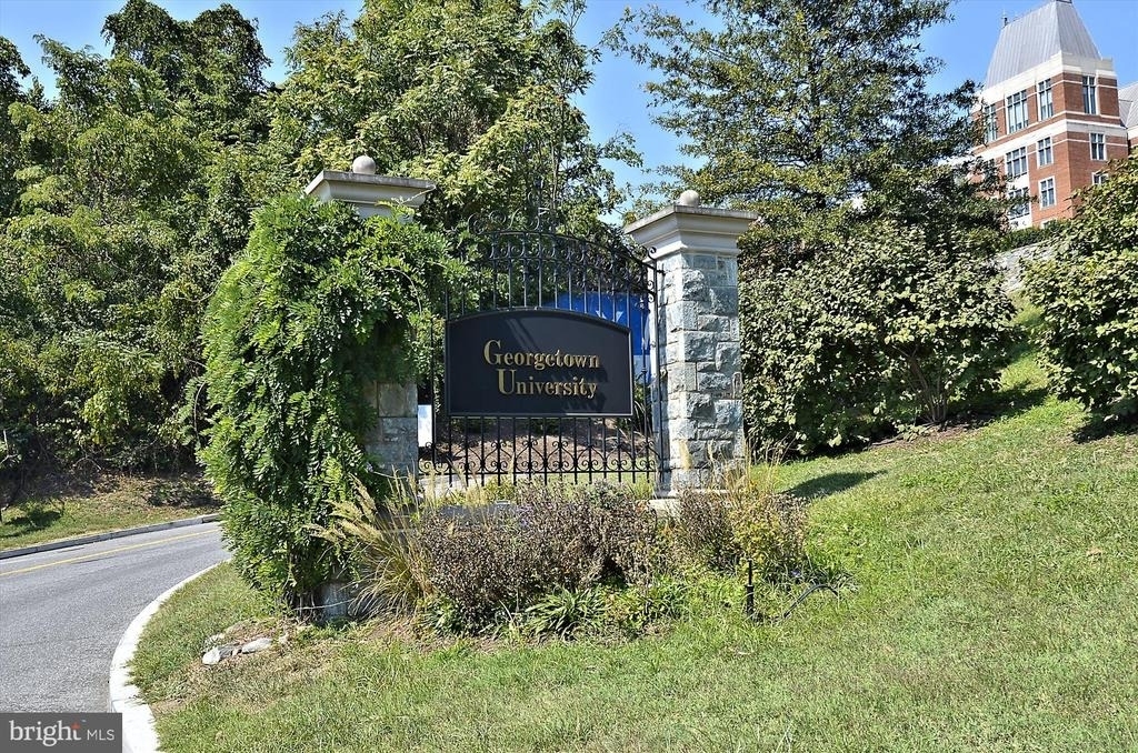 2555 Pennsylvania Avenue Nw - Photo 39