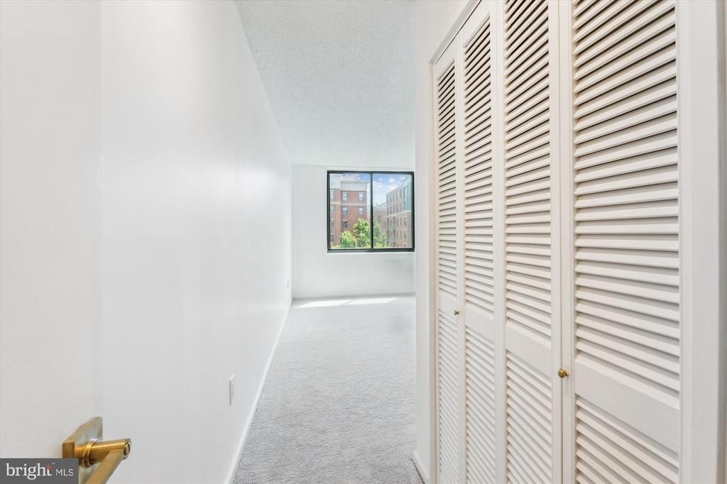 2555 Pennsylvania Avenue Nw - Photo 19