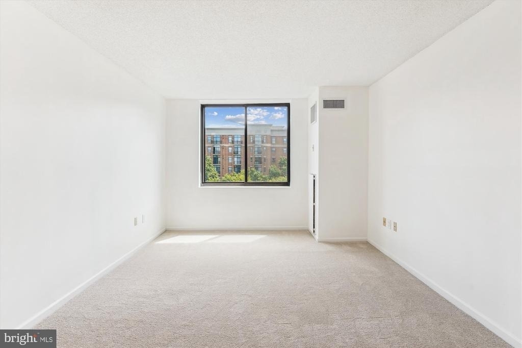 2555 Pennsylvania Avenue Nw - Photo 27