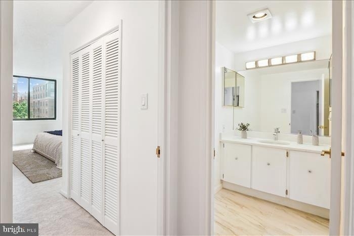 2555 Pennsylvania Avenue Nw - Photo 3
