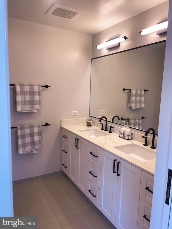 1211 Van Street Se - Photo 6