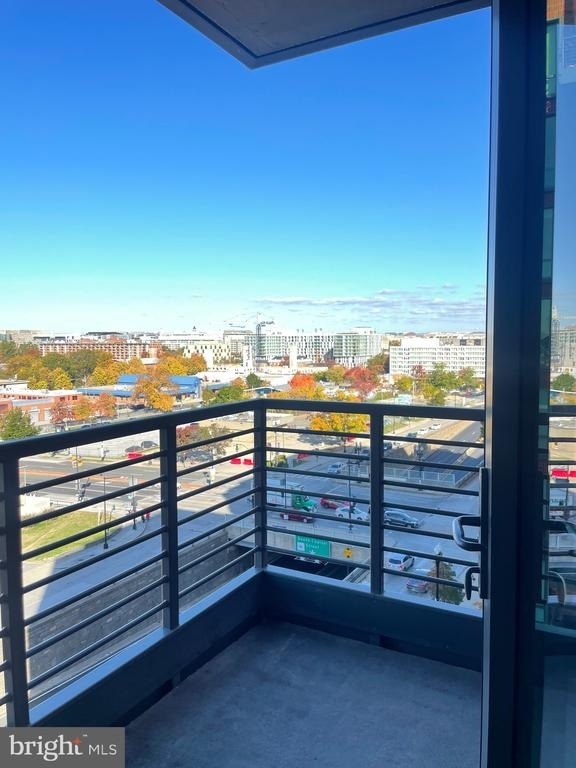1211 Van Street Se - Photo 5