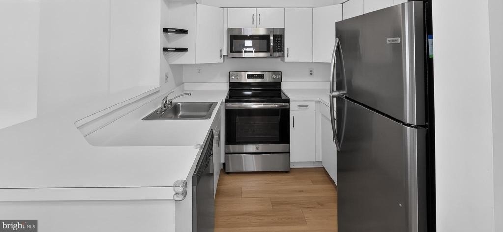 1230 23rd Street Nw - Photo 8
