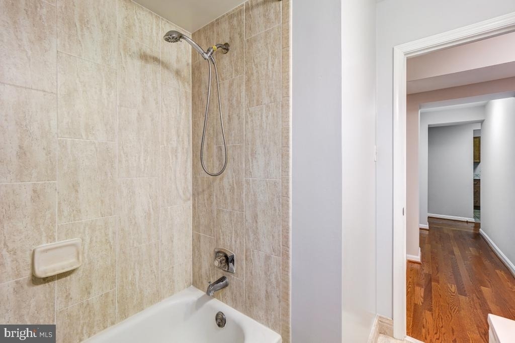 3855 Rodman Street Nw - Photo 27