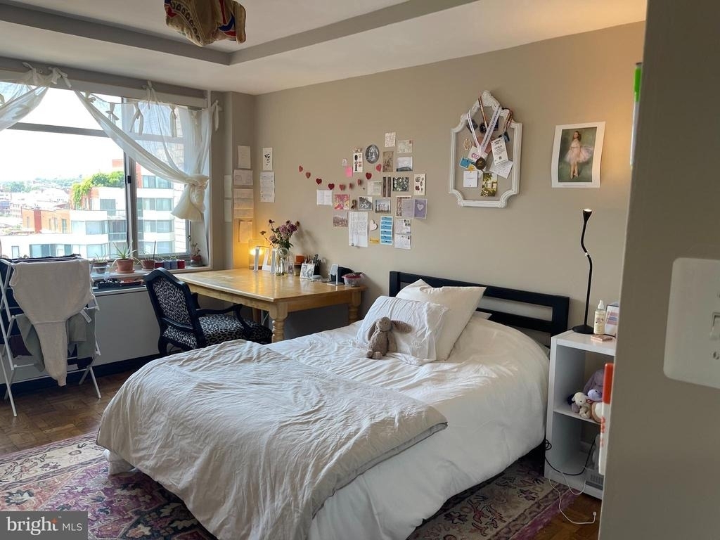 940 25th Street Nw - Photo 13
