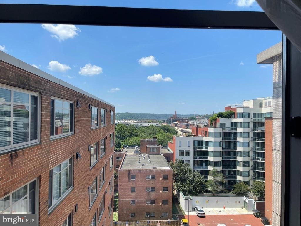 940 25th Street Nw - Photo 11