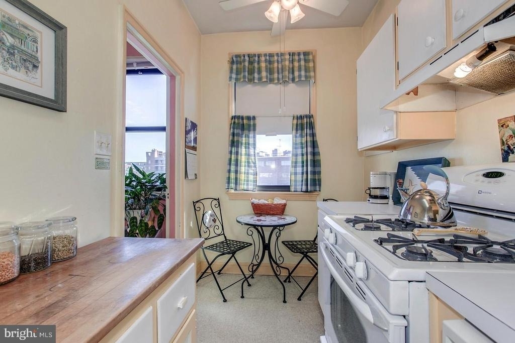 1010 25th Street Nw - Photo 11