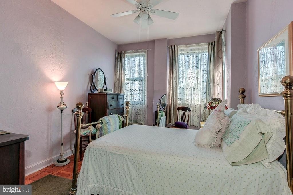 1010 25th Street Nw - Photo 12