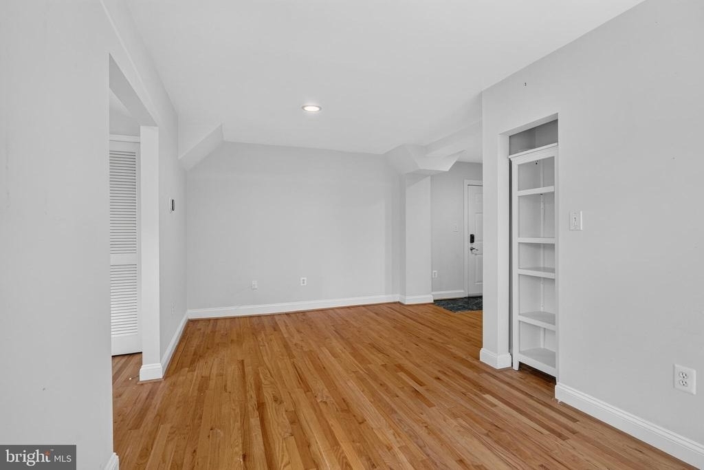 1427 Chapin Street Nw - Photo 8