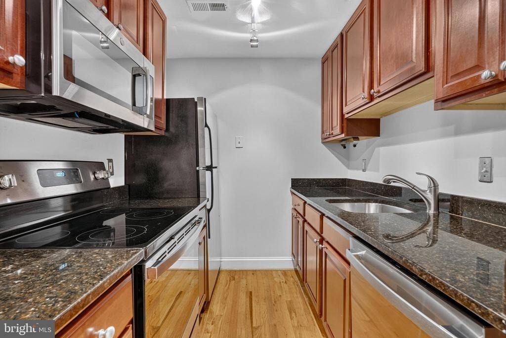1427 Chapin Street Nw - Photo 13