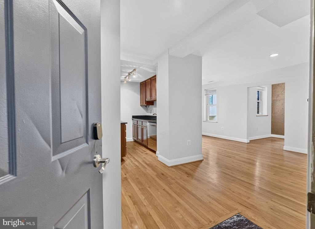 1427 Chapin Street Nw - Photo 3