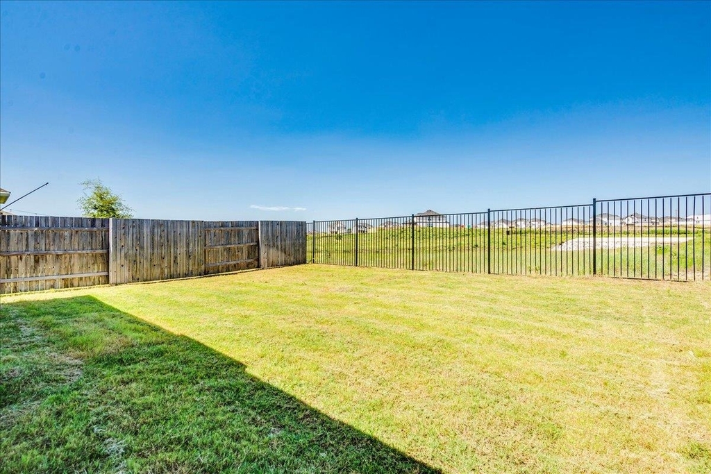 802 Papaya Dr - Photo 23