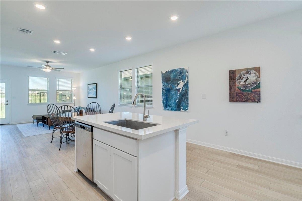 802 Papaya Dr - Photo 6