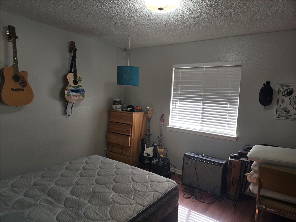 8910 Little Walnut Pkwy - Photo 18