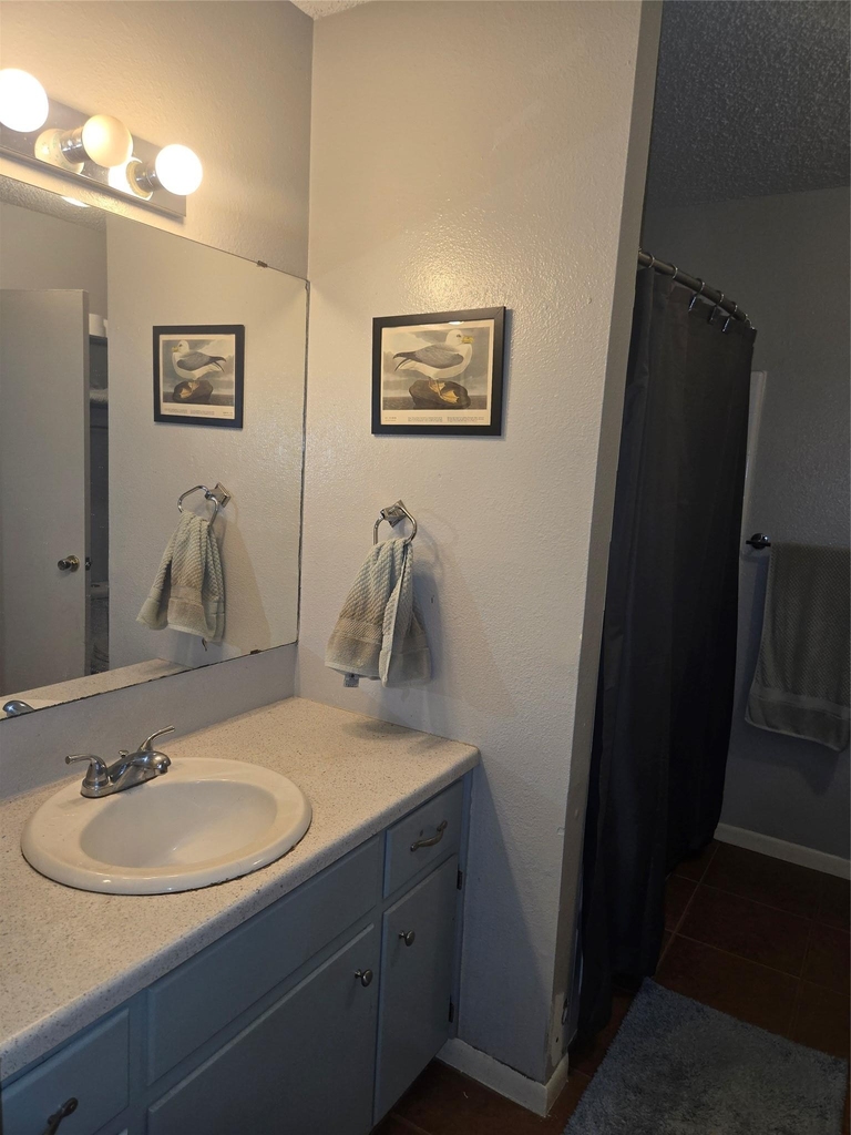 8910 Little Walnut Pkwy - Photo 13
