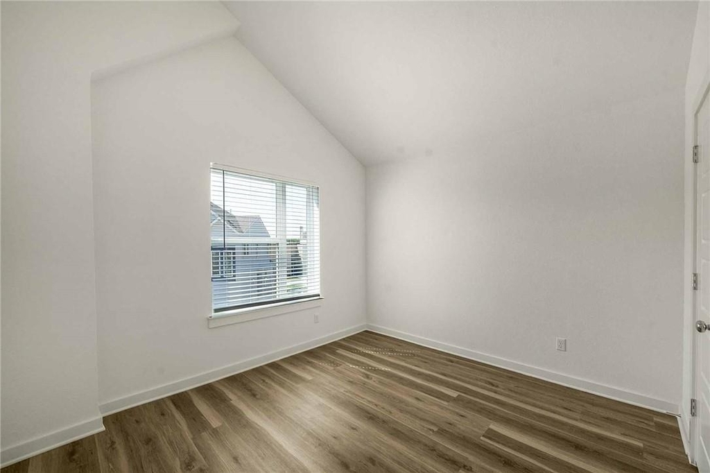 5160 N Aw Grimes Blvd - Photo 20