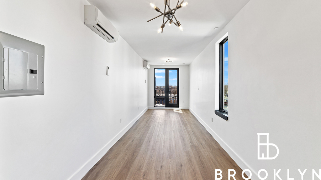 1286 New York Ave 11203 - Photo 10