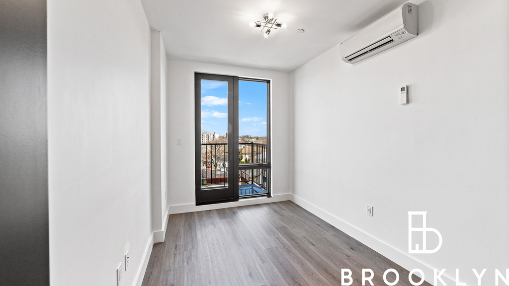 1286 New York Ave 11203 - Photo 4