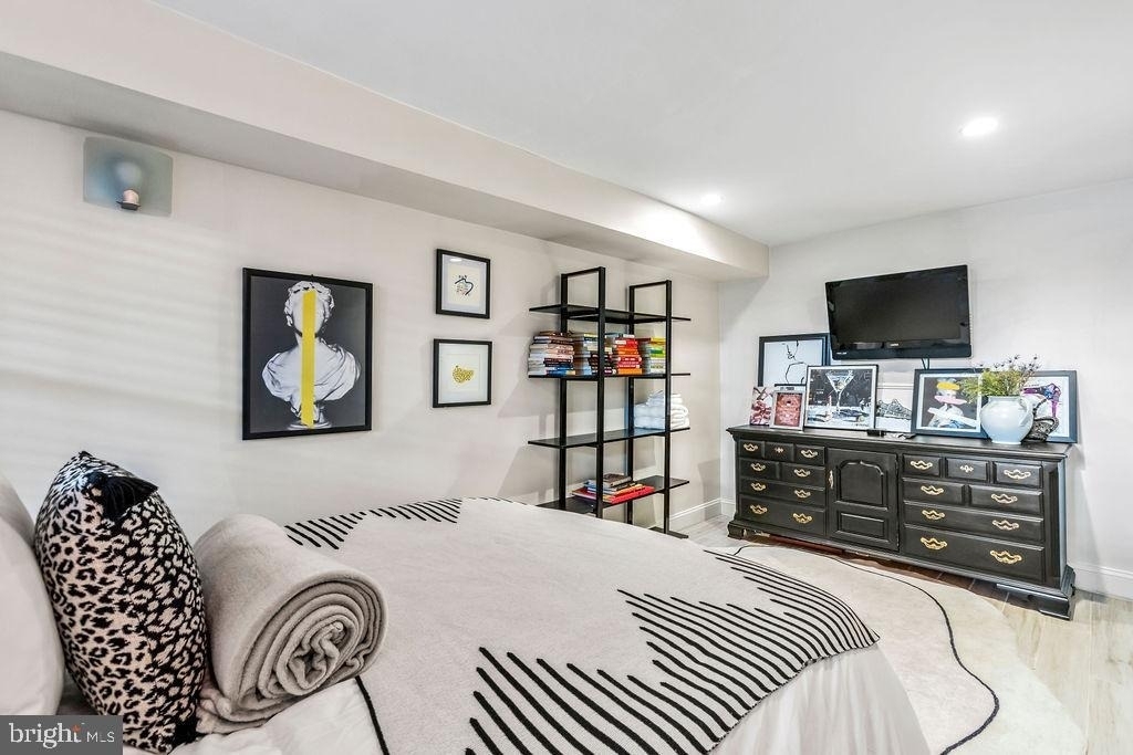 318 Todd Place Ne - Photo 32