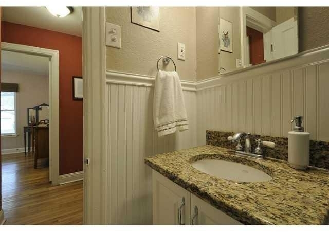 1404 Karen Ave - Photo 12