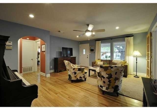 1404 Karen Ave - Photo 4