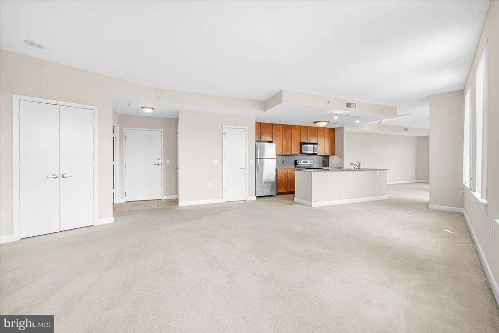 400 Massachusetts Avenue Nw - Photo 9