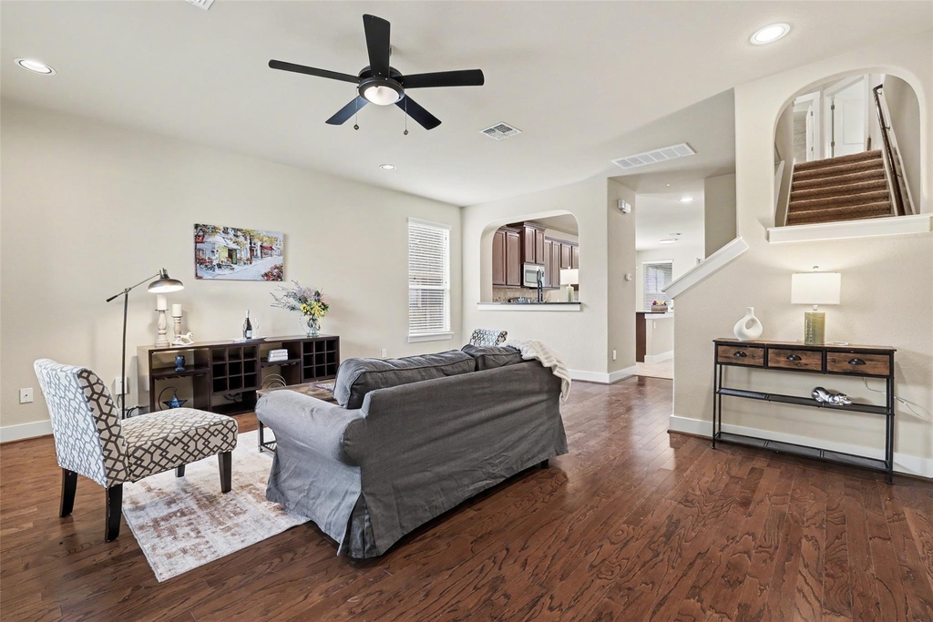 3319 Dalton St - Photo 3