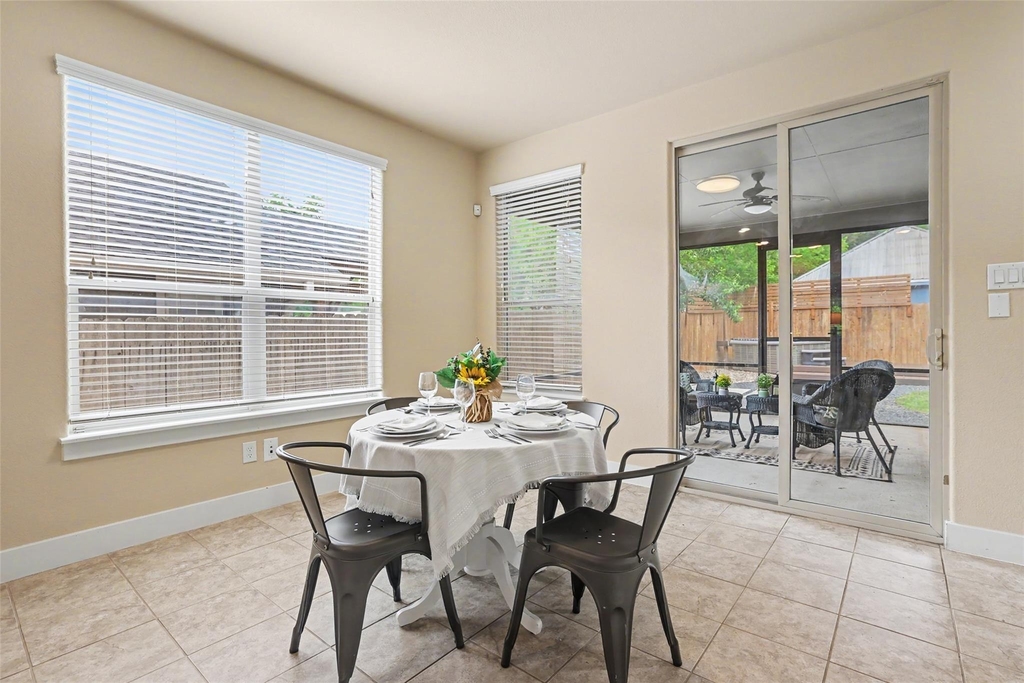 3319 Dalton St - Photo 12