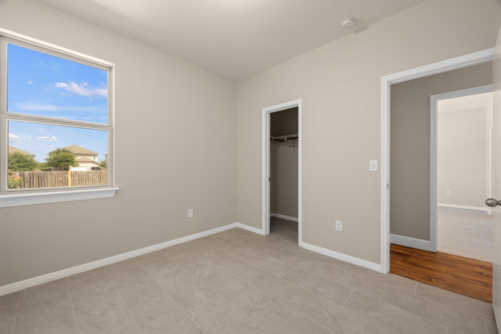 374 Triumph Rd - Photo 19