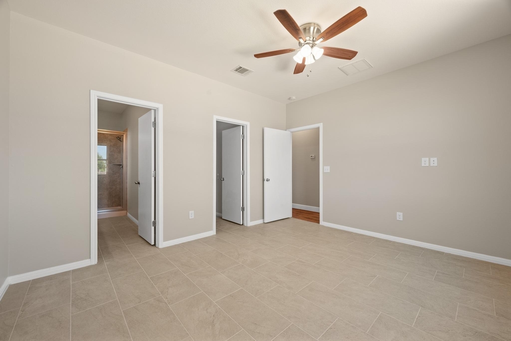 374 Triumph Rd - Photo 12