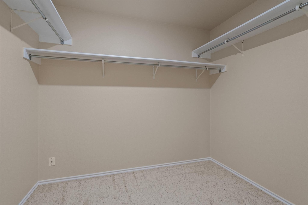 201 Covala Dr - Photo 33