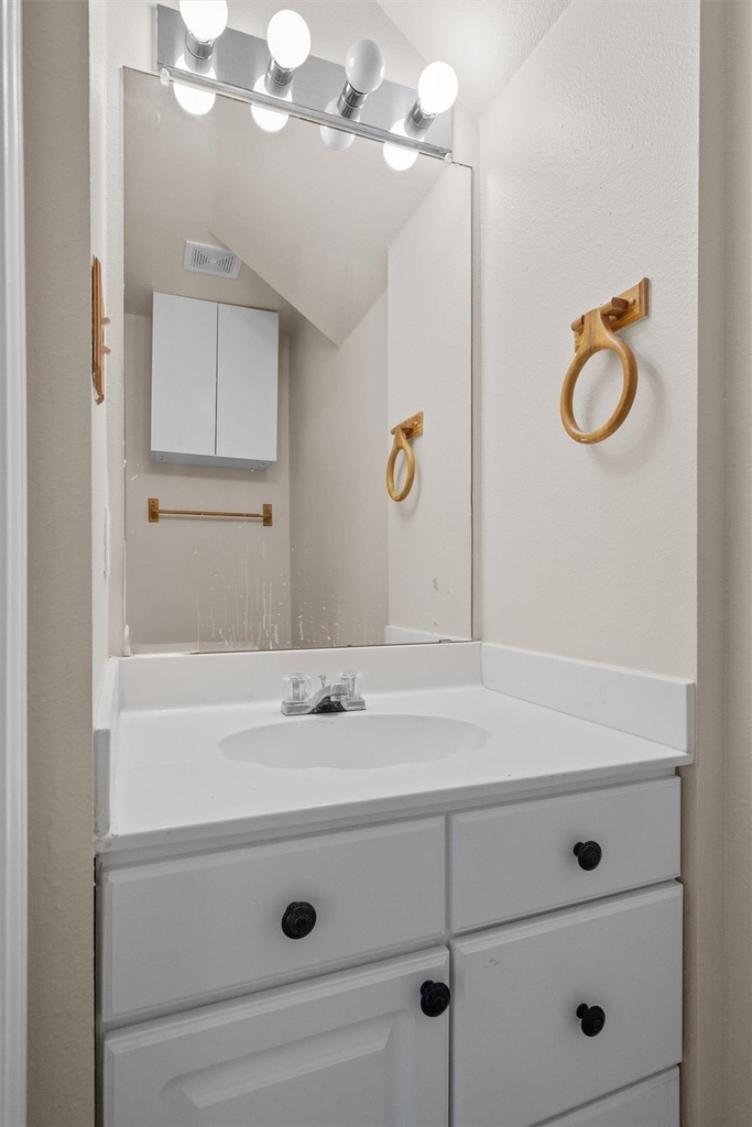 201 Covala Dr - Photo 15
