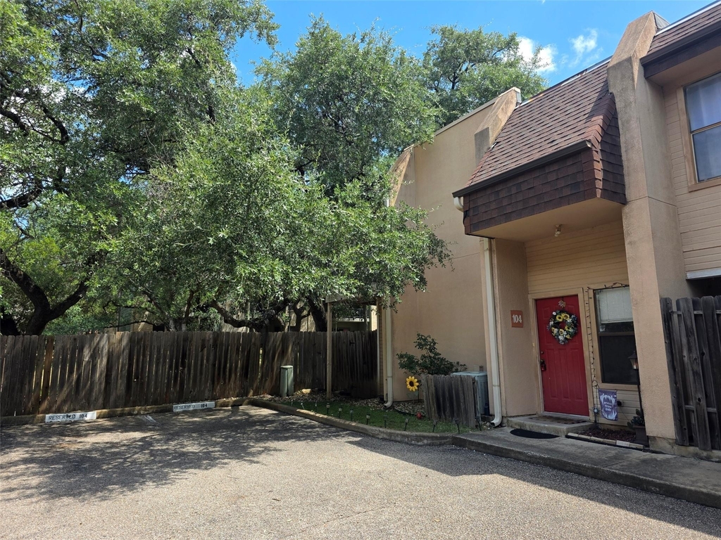 8418 Fathom Cir - Photo 0