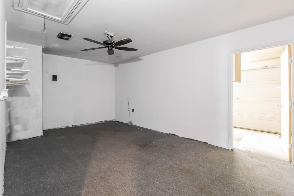 20017 Hubert R. Humphrey Rd - Photo 19