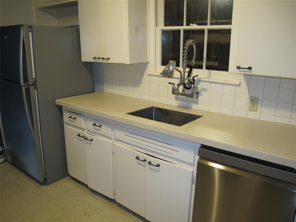 7 Scott Cres - Photo 2