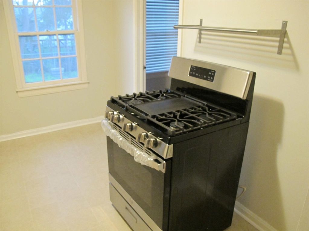 7 Scott Cres - Photo 4