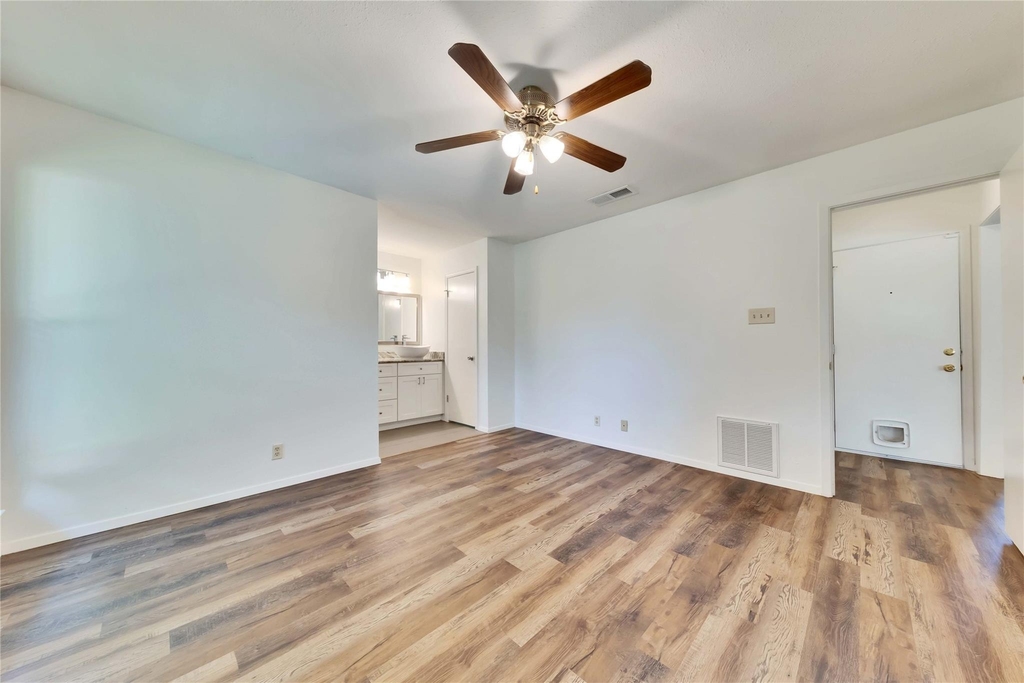 3411 Monument Dr - Photo 11