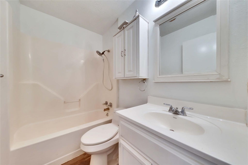 3411 Monument Dr - Photo 7
