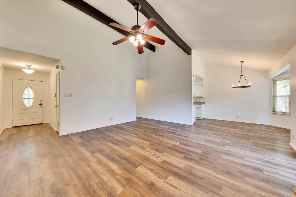 3411 Monument Dr - Photo 3
