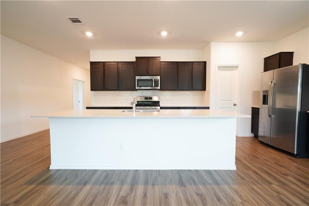 933 Wildrye Ct - Photo 2