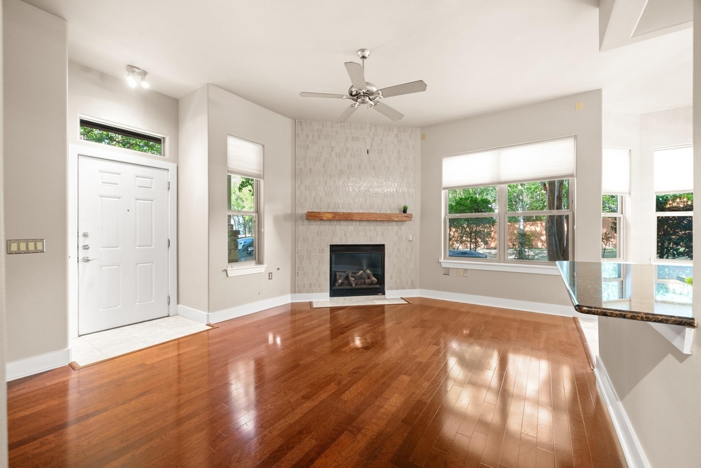 2216 Thornton Rd - Photo 2