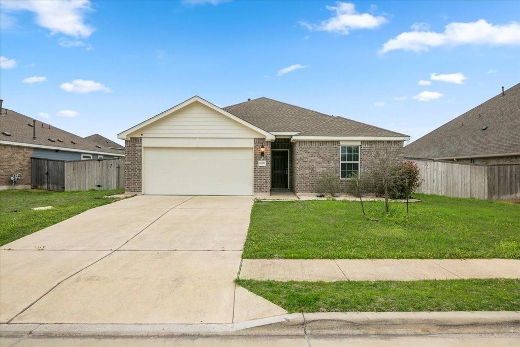 11817 Emerald Springs Ln - Photo 0