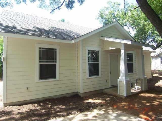 3411 Cedar St - Photo 0