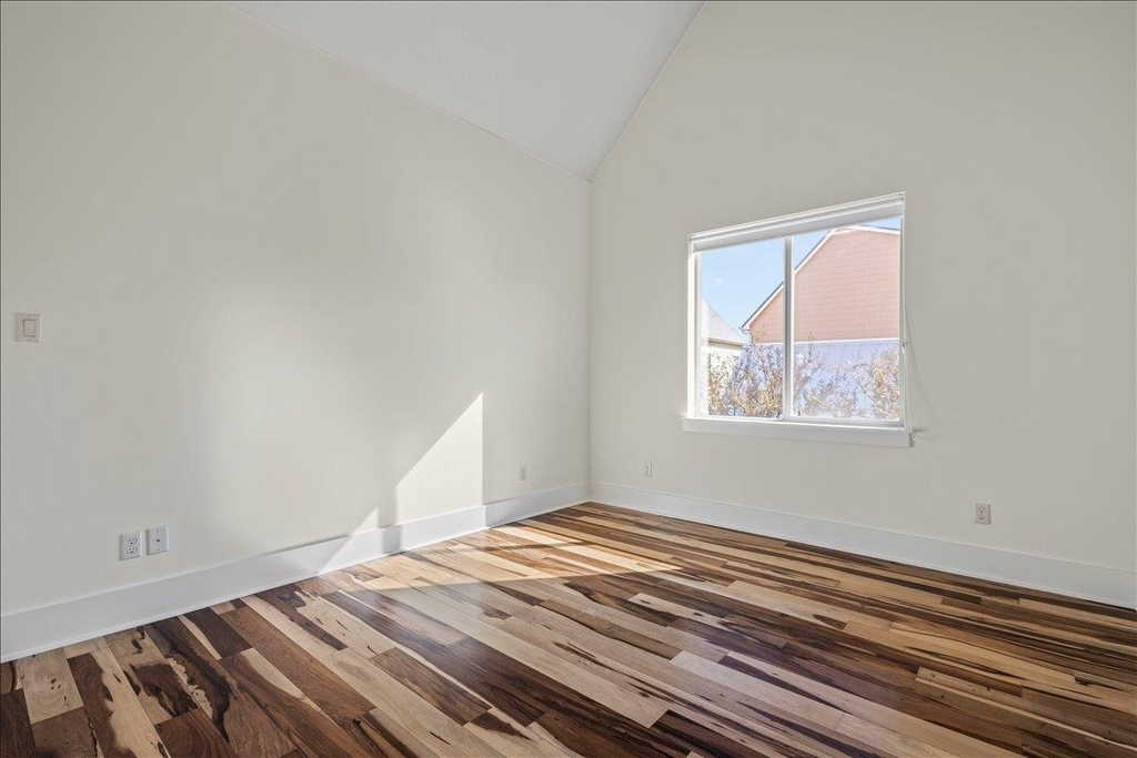 1601 Houston St - Photo 9