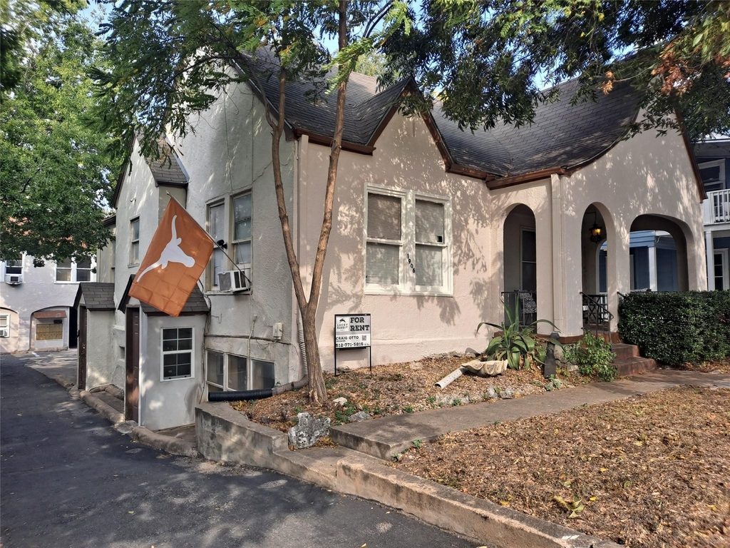 1906 San Gabriel St - Photo 0