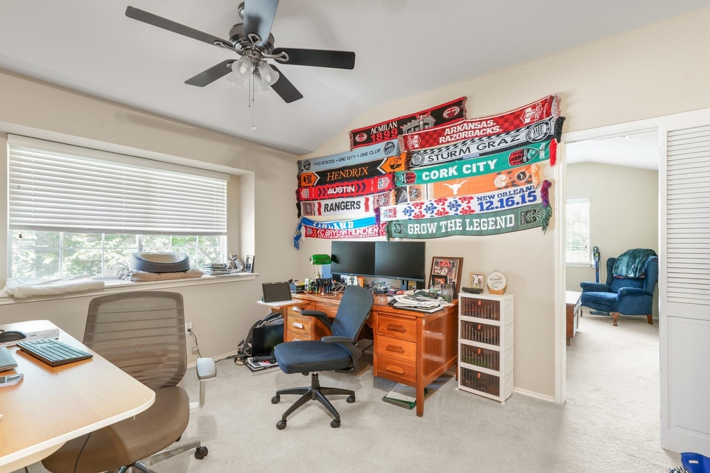 1900 Scofield Ridge Pkwy - Photo 15